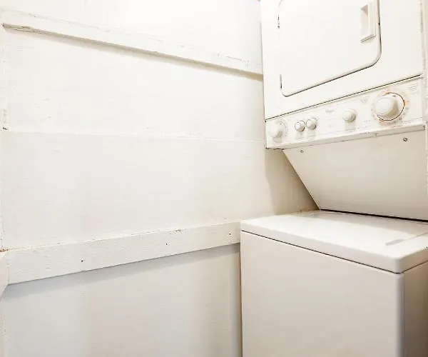 Holiday home Newly Renovated 3 Bedroom Near High St Columbus